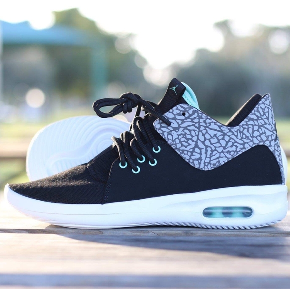 Air Jordan First Class - Picture 1 of 6